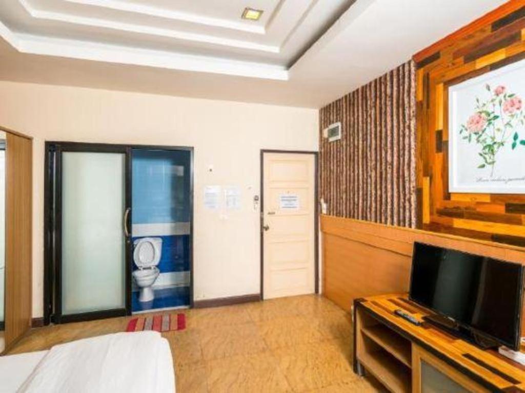 Prew Lom Chom Nam Resort Banphanszadetnok Kültér fotó